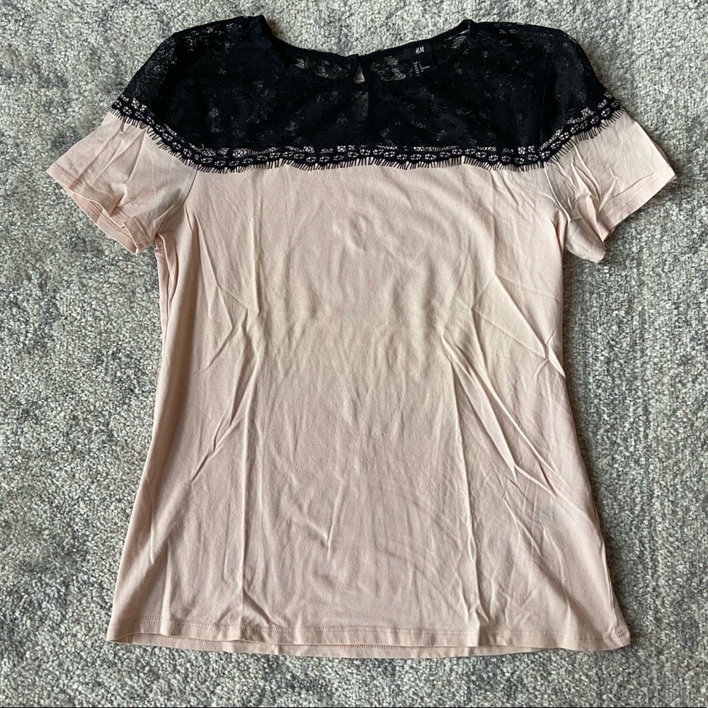 🍭 H&M Lace Accent Shirt Size Large